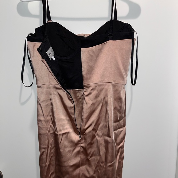 Milly Dress - Picture 10 of 16